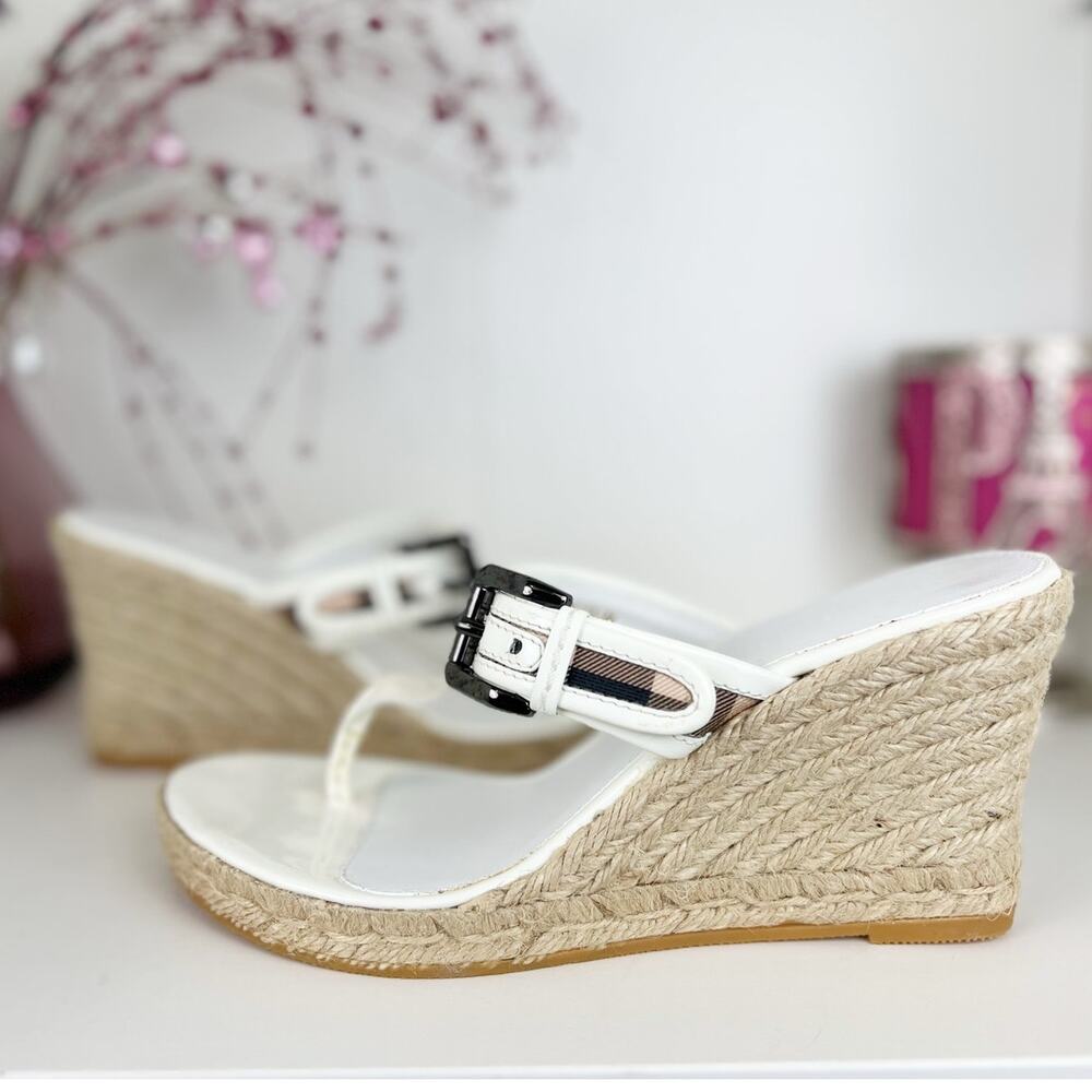 Burberry‎ NWB Nova Check Patent Leather Espadrille Wedge Sandals White Size 9 US
